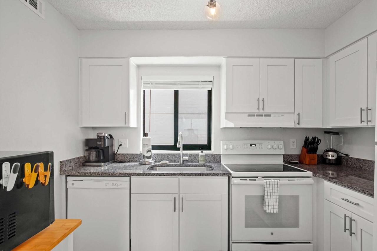 Oceanfront Daytona Beach Condo With Beach Views! 外观 照片