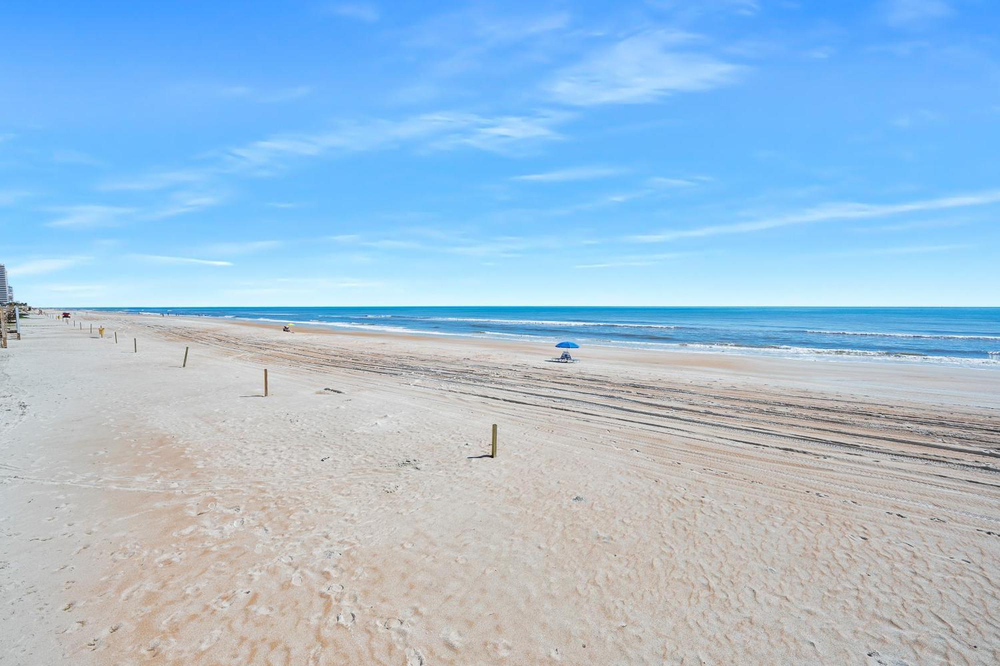 Oceanfront Daytona Beach Condo With Beach Views! 外观 照片